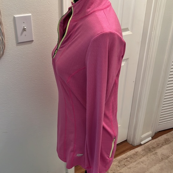 Marika Tek dry wik performance wear top - Picture 3 of 8